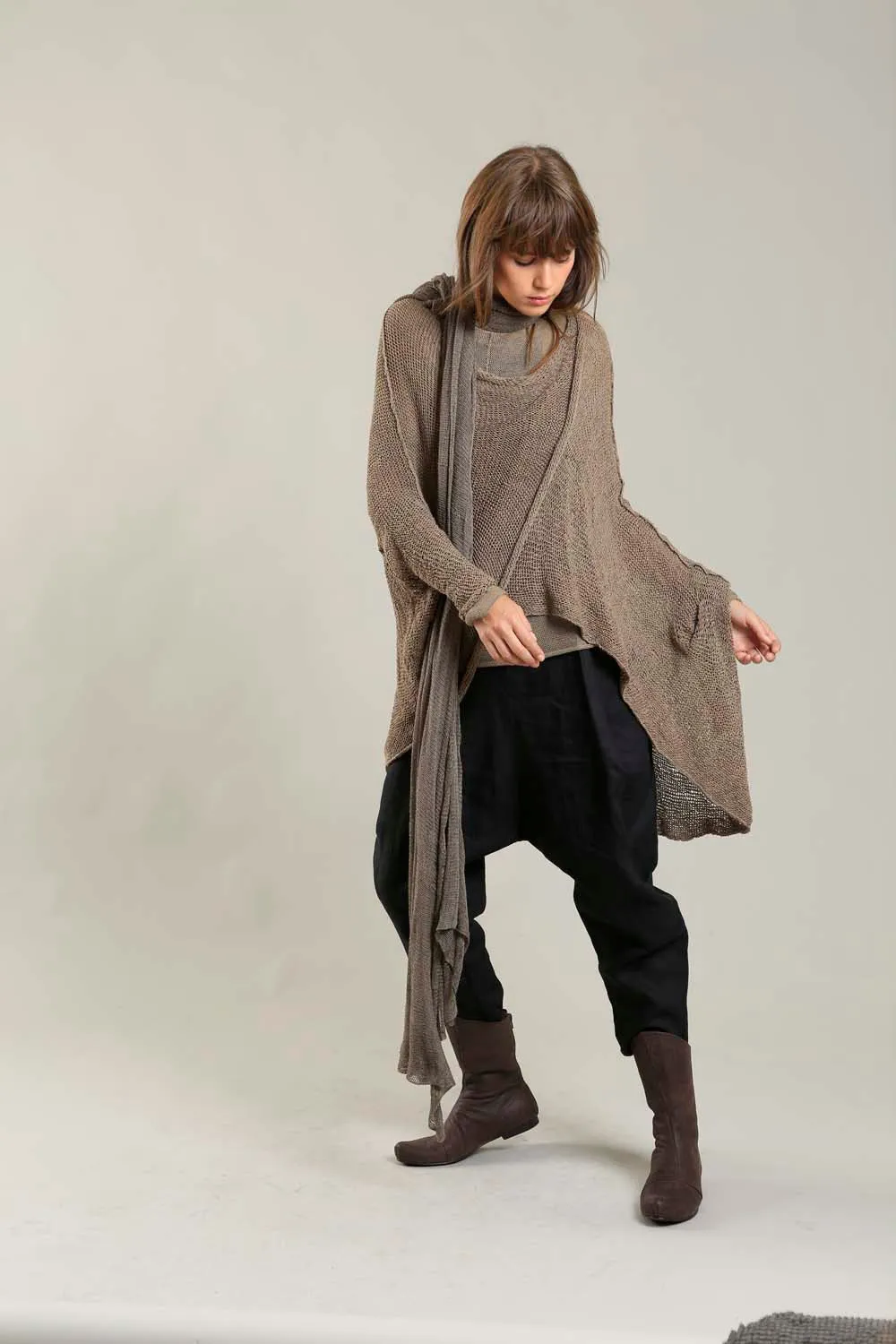 Dark Espresso Brown Oversized T Light Sweater with Pockets