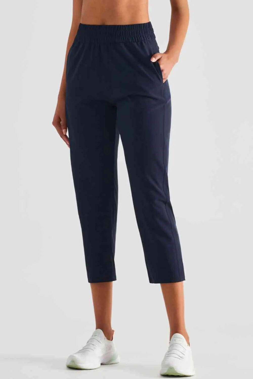 Elastic Waist Cropped Sports Pants