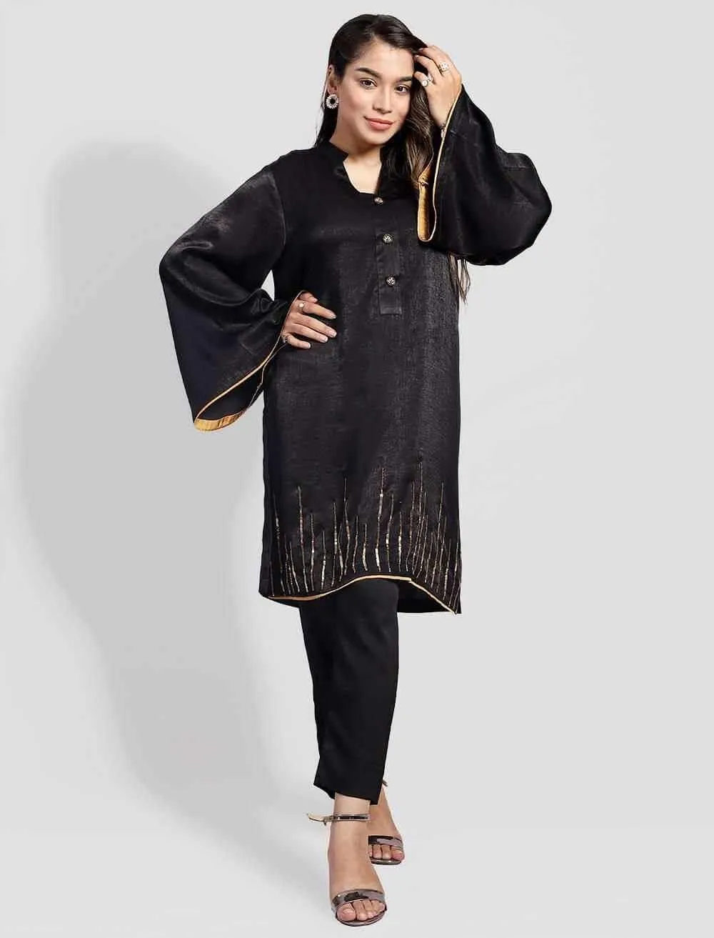 Exclusive Zardozi Kameez with Bottom