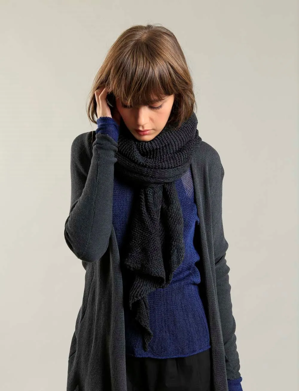 Gin Long Soy light Cardigan in Charcoal