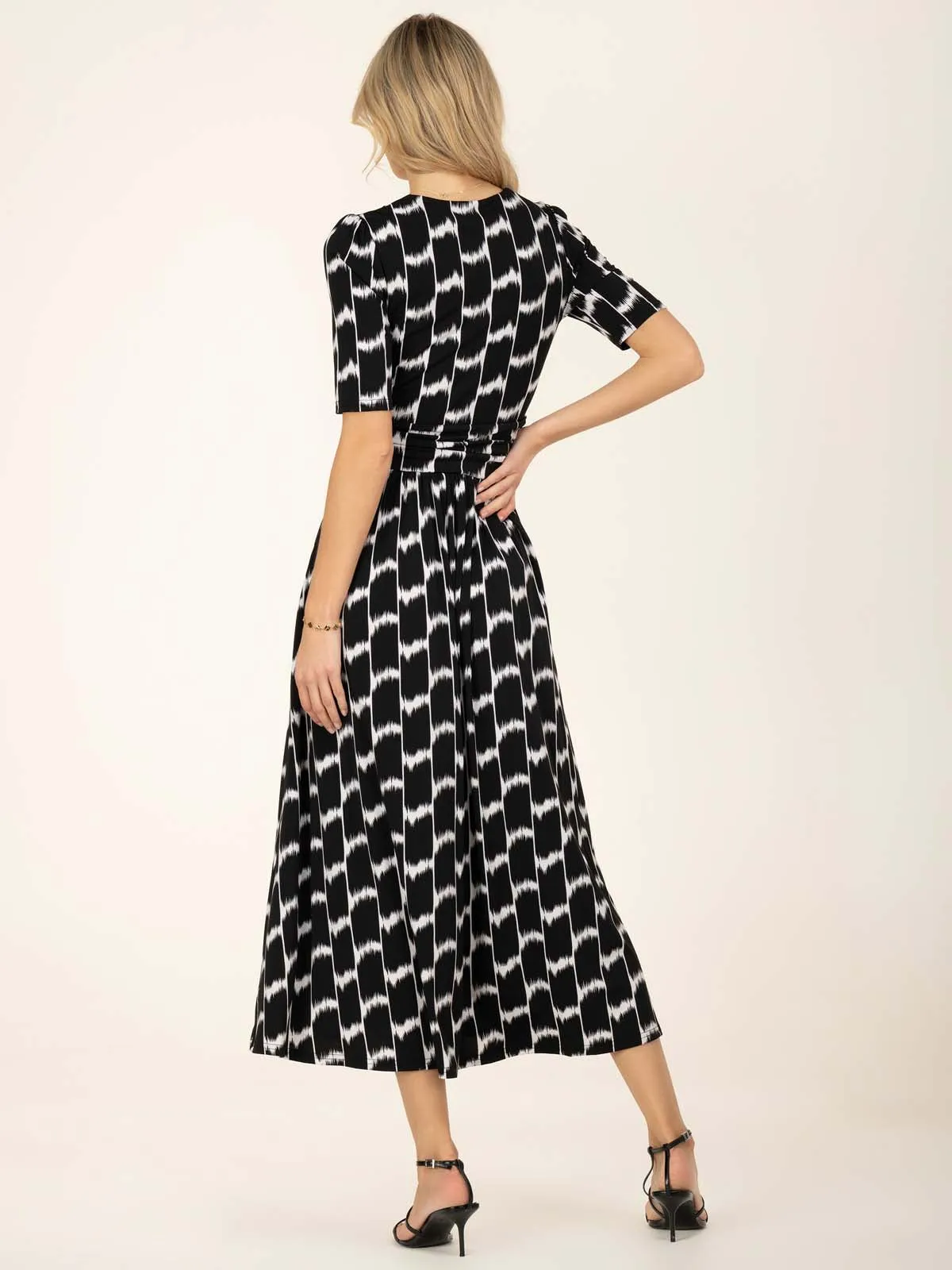 Jolie Moi Akayla Printed Jersey Maxi Dress, Black Geo