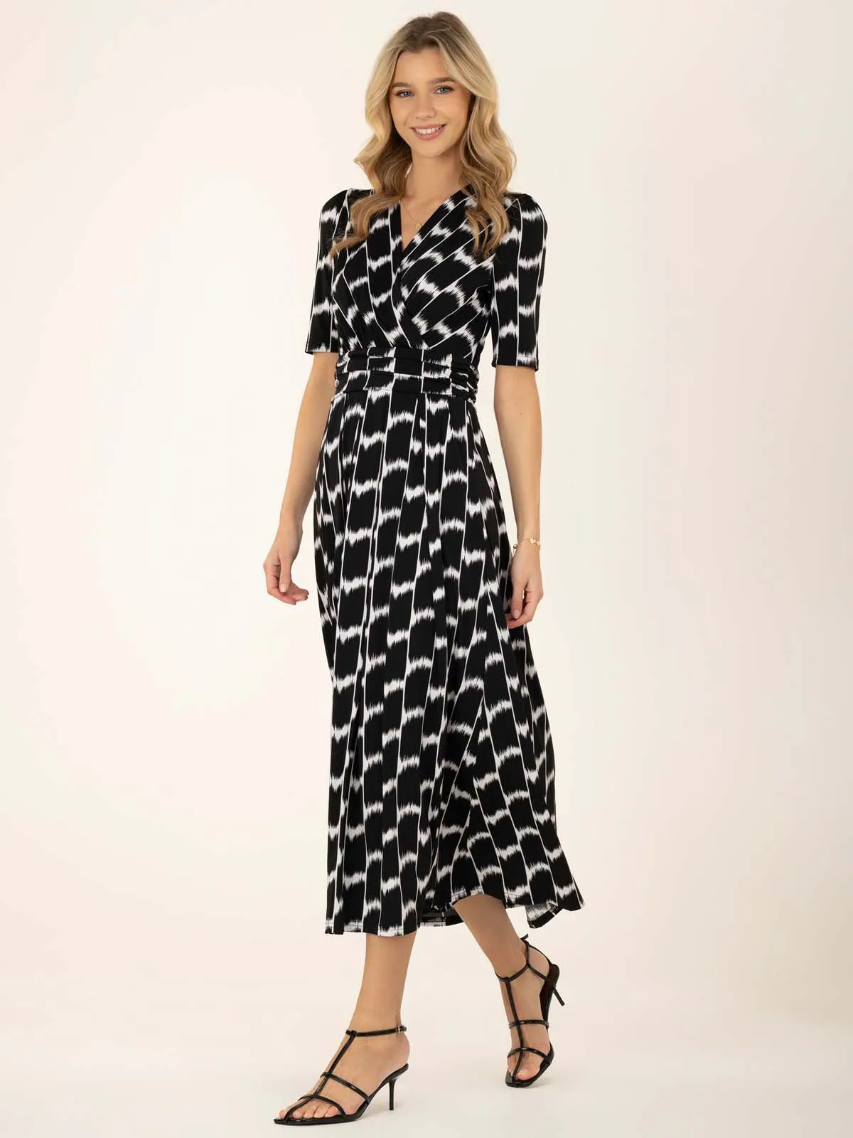 Jolie Moi Akayla Printed Jersey Maxi Dress, Black Geo