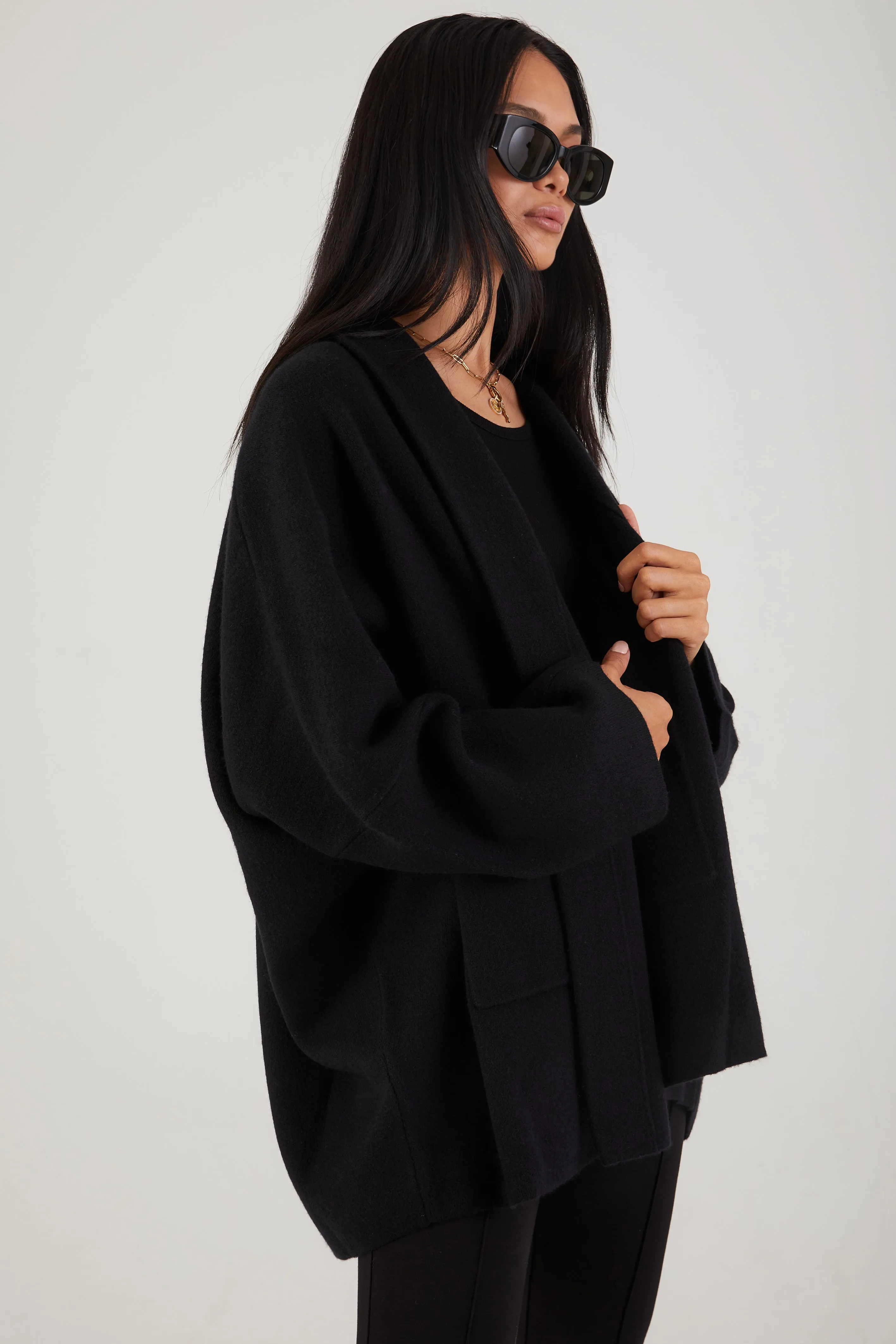 Kaden Oversized Cardigan in Black