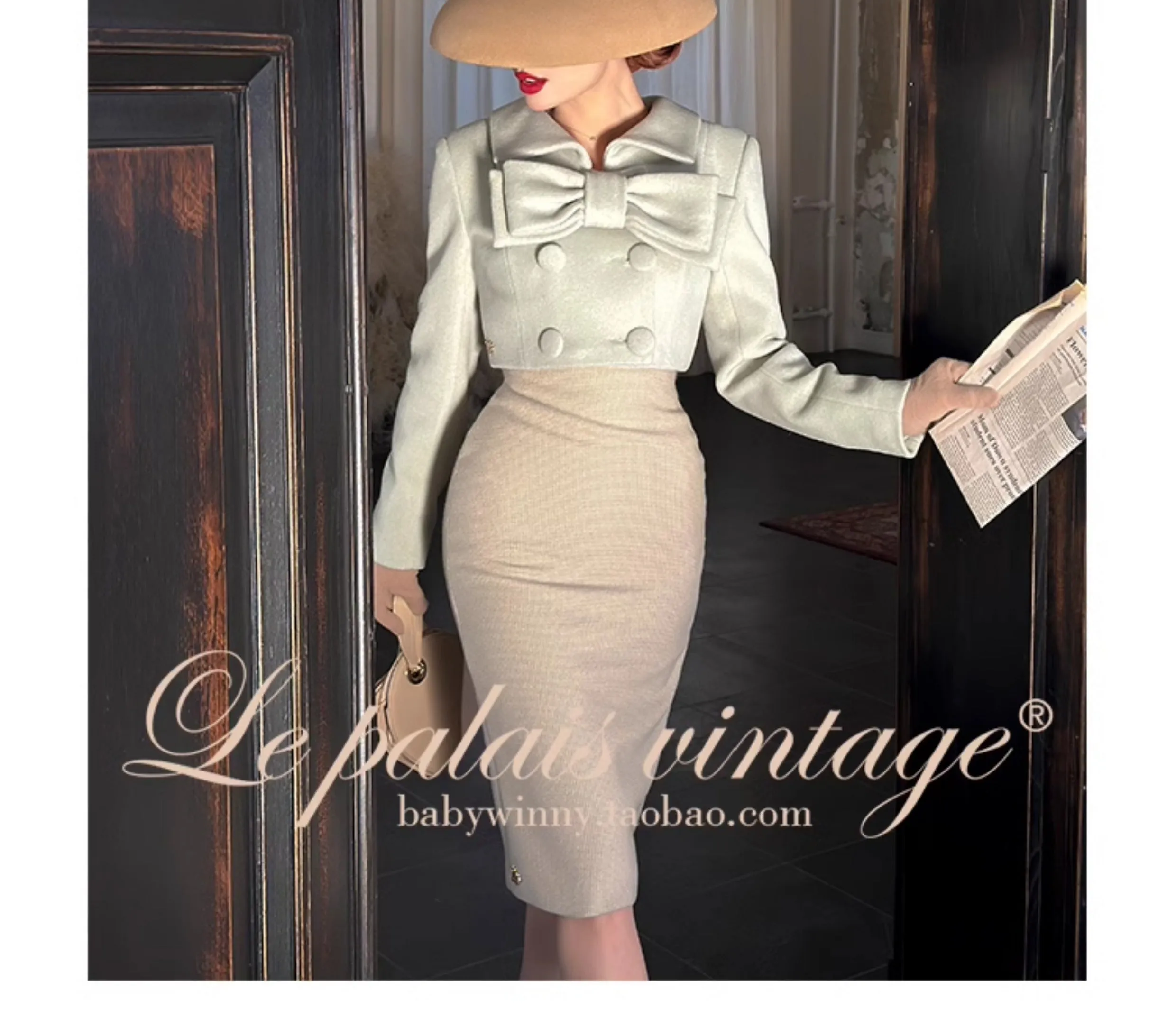 Le Palais Vintage Elegant cropped jacket high-waisted mini skirt -Merritt