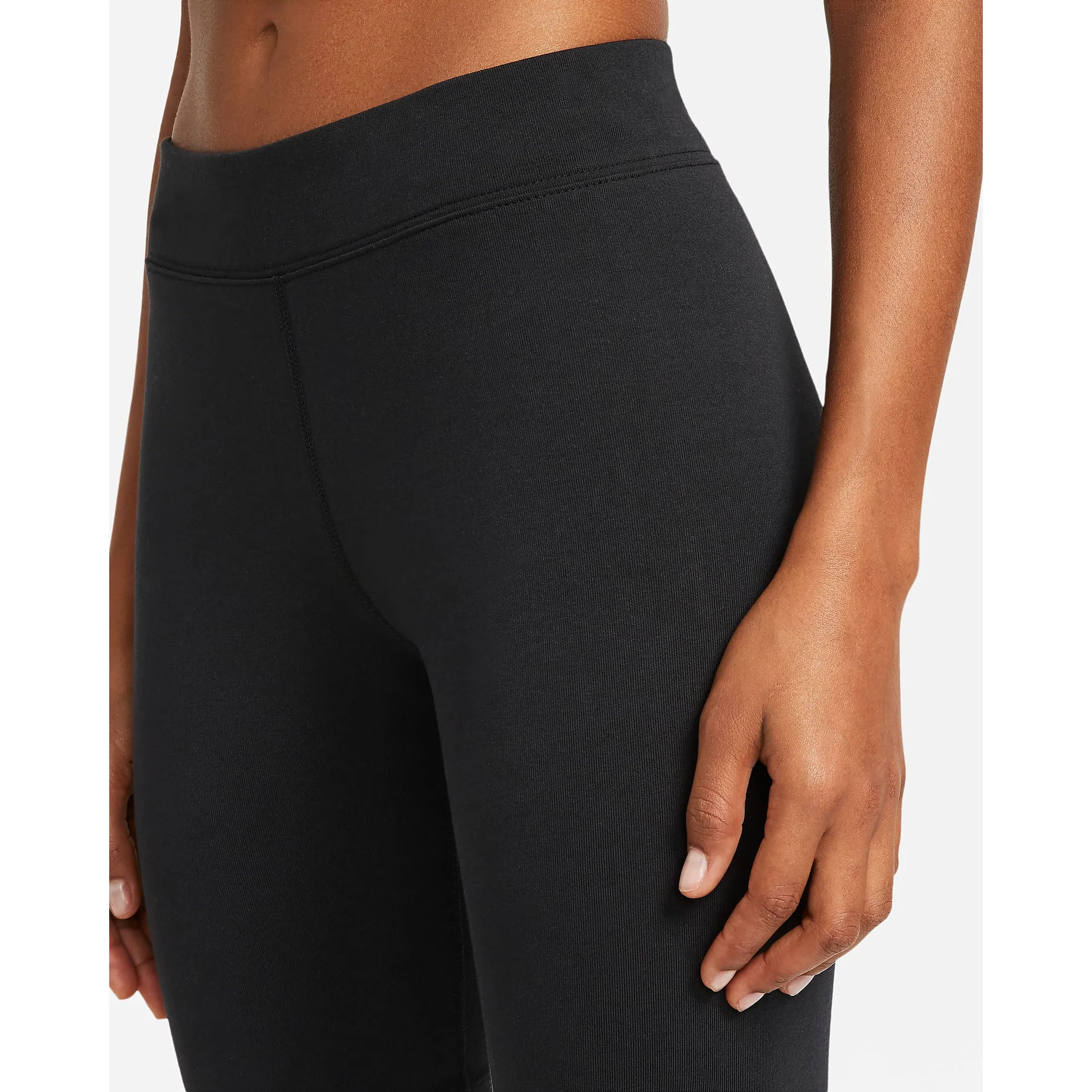 Nike Women's Sportswear Essential Shorts - Black / White