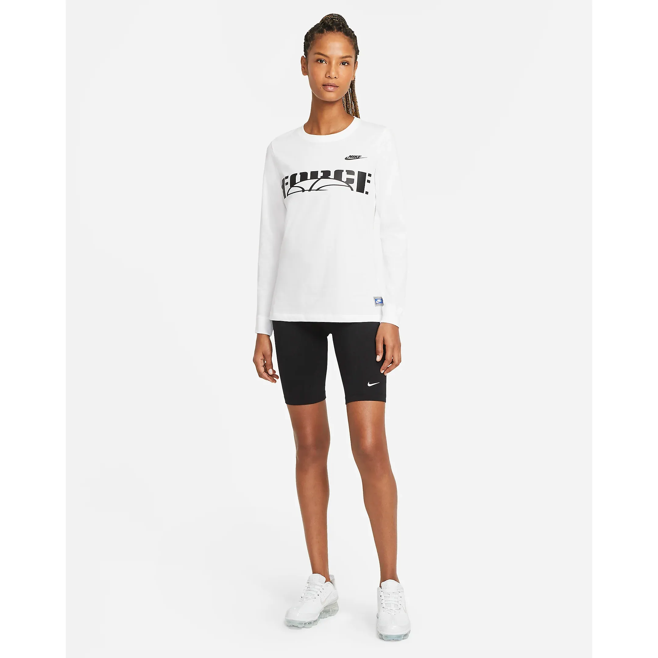 Nike Women's Sportswear Essential Shorts - Black / White