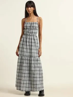 Nuon Black and White Checkered Cotton Maxi Dress