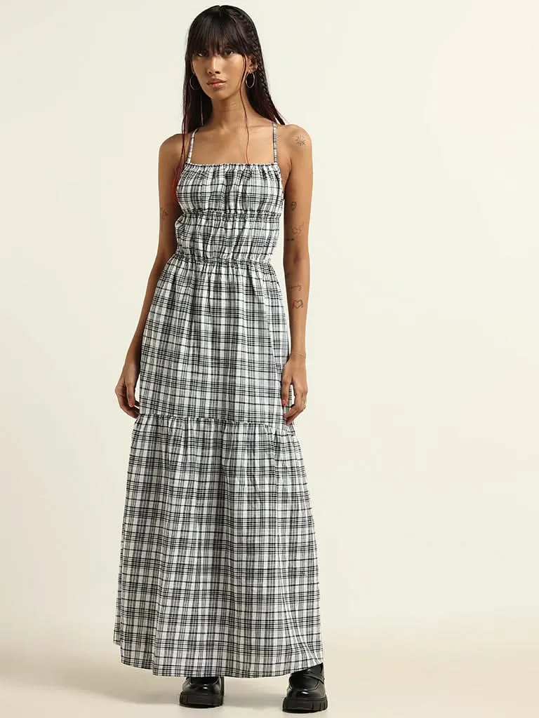 Nuon Black and White Checkered Cotton Maxi Dress