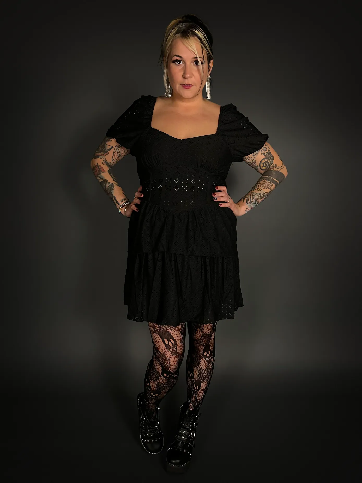 Puff Sleeve French Retro Style Goth Layered Cake Dress in Black