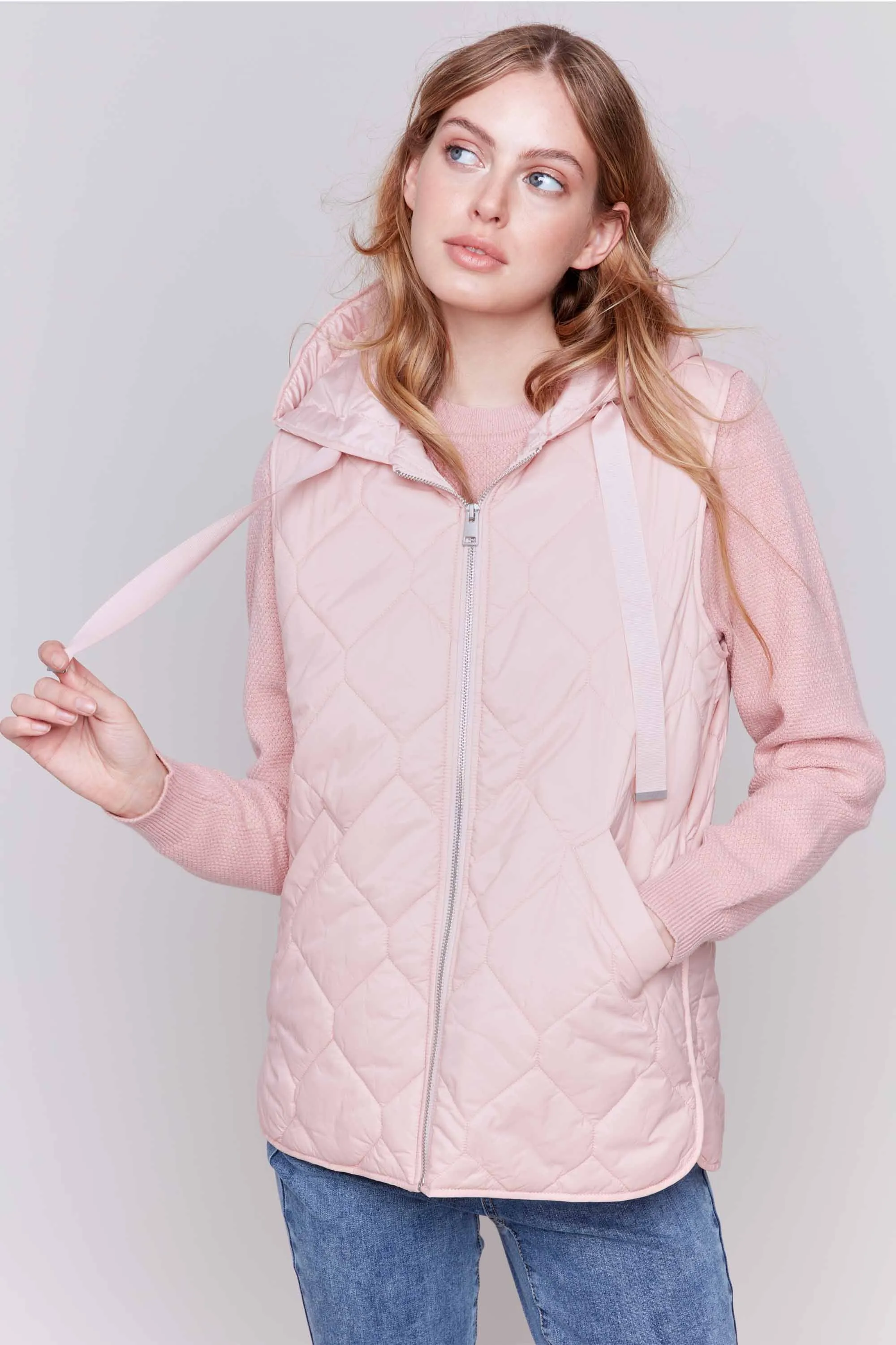 QUILTED HOODIE VEST