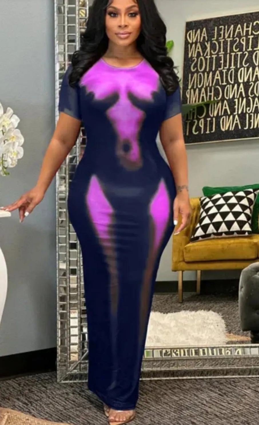 Women wear bodycondress